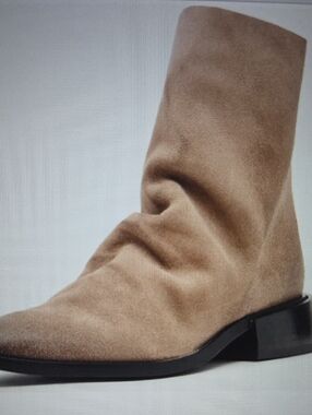 Steve Madden Taupe Suede Ankle Boots with Back Zip